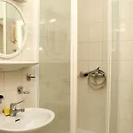 Mary A1 Apartamento Kukljica
