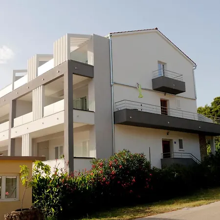 Mary A1 Apartamento *