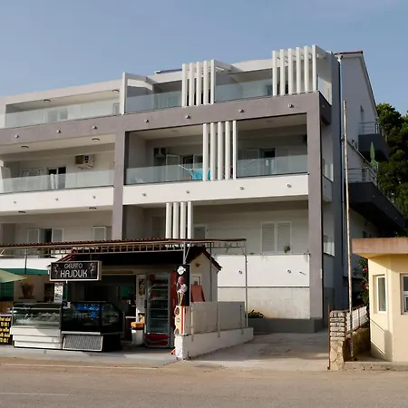 Apartamento Mary A1 Kukljica